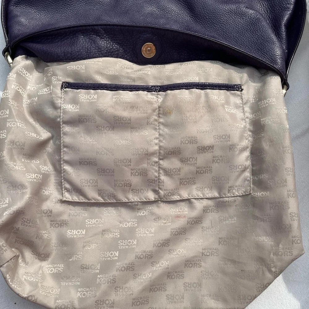 Michael Kors Purple Leather Shoulder Bag